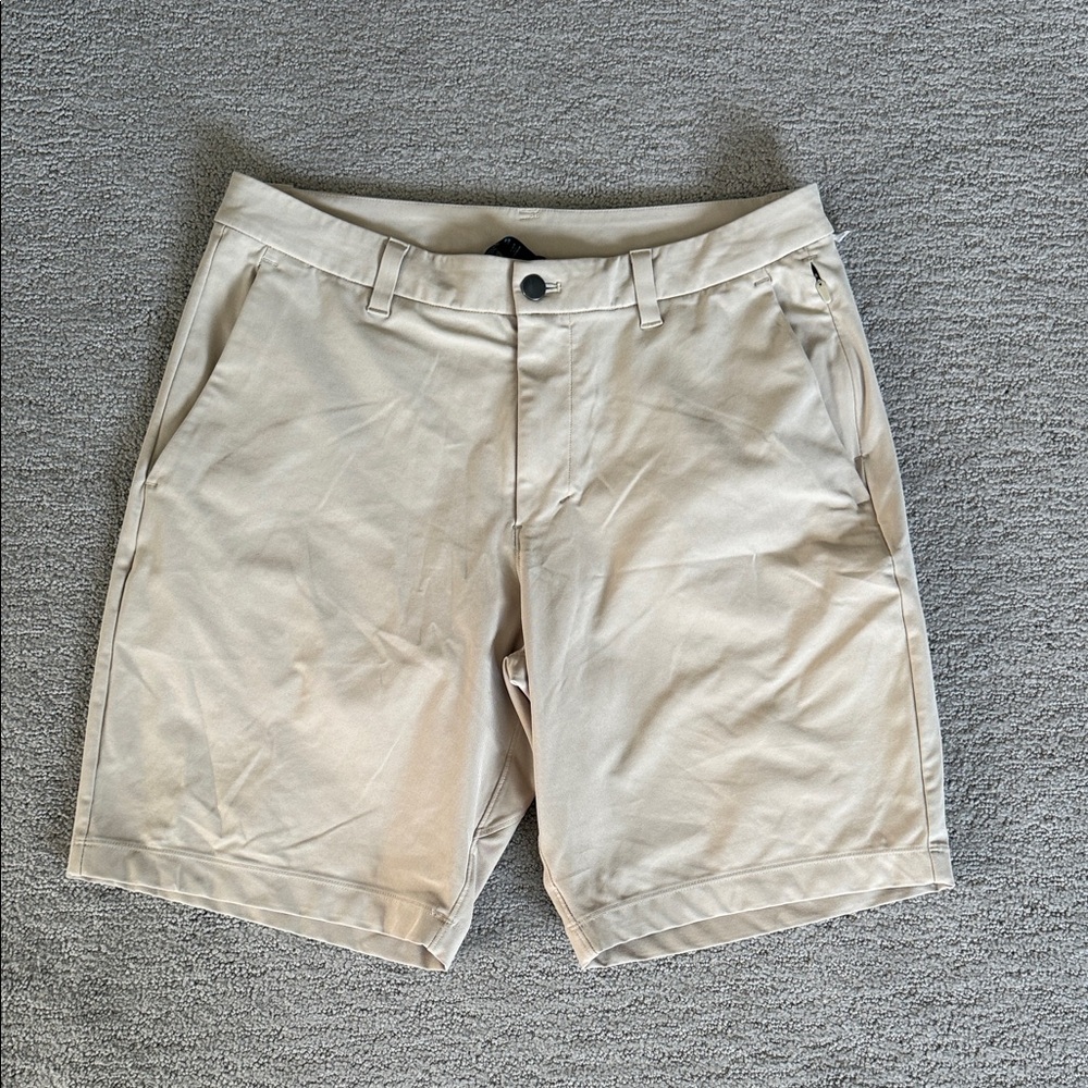 Lululemon Athletica Beige khaki Shorts